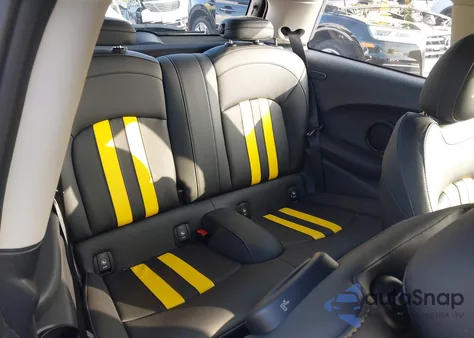 2023 Mini Hardtop Cooper S из США, поврежденный, VIN WMW53DH05P2T35615